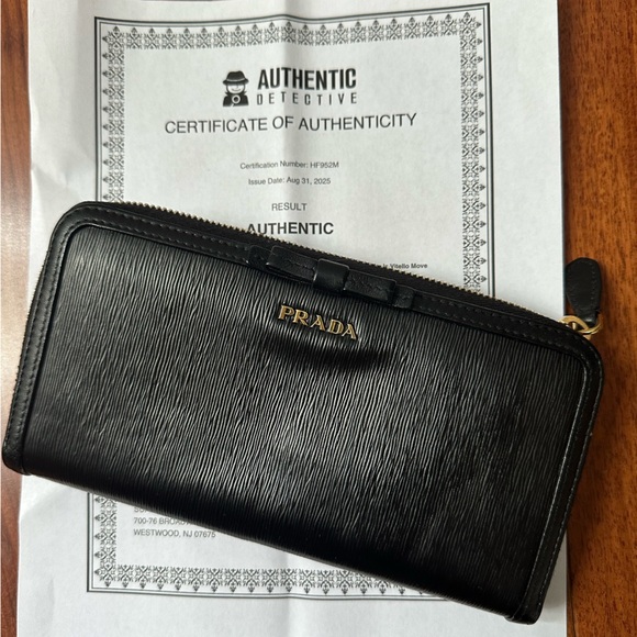 (+COA) Prada Black Leather Zippy Ziparound Long Wallet - Picture 1 of 10